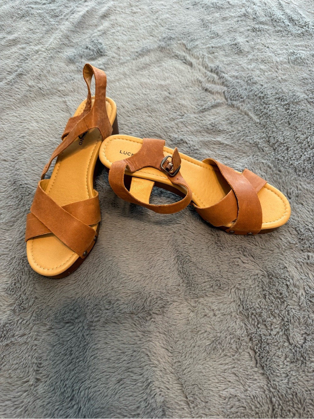 Lucky Brand Cognac Brown Cross-Strap Slingback Sandals